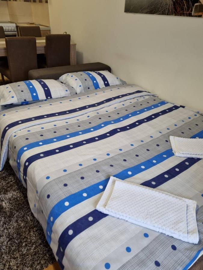 Aphrodite Apartment 포드고리차 외부 사진