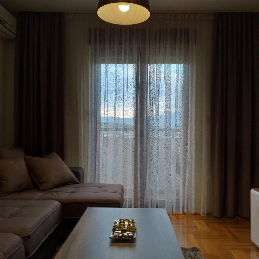 Aphrodite Apartment 포드고리차 외부 사진