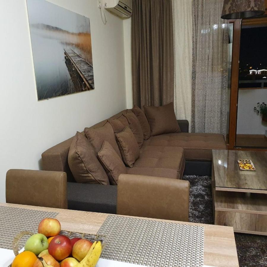 Aphrodite Apartment 포드고리차 외부 사진